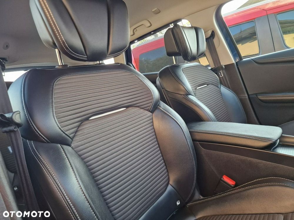 Renault Scenic ENERGY TCe 130 INTENS - 23