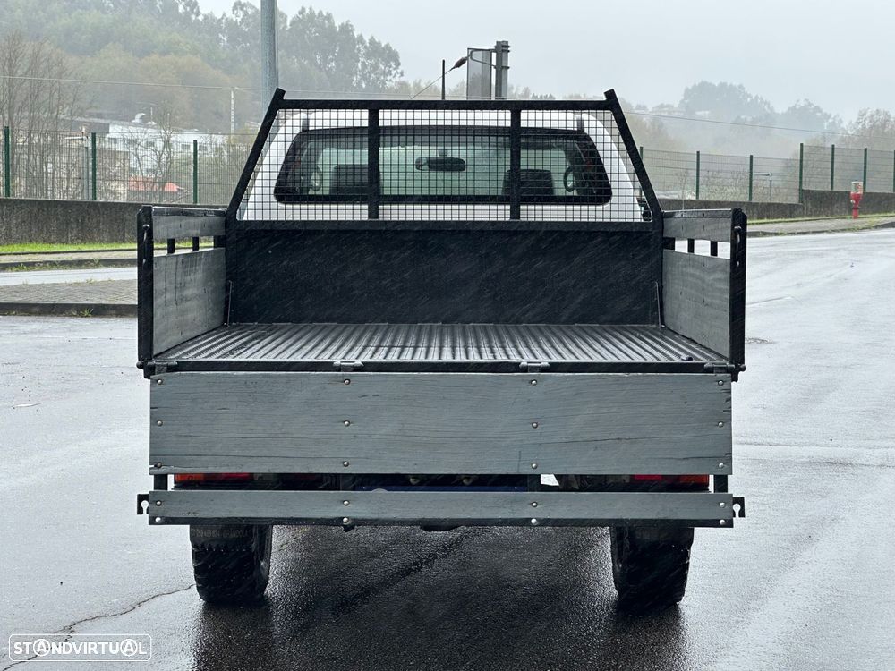 Toyota Hilux 2.5 D-4D 4WD CE CM AC - 16