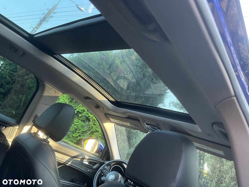 Alfa Romeo Stelvio 2.0 Turbo 16V AT8-Q4 Sprint - 21