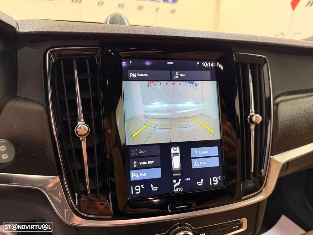 Volvo V90 Cross Country 2.0 D4 Pro AWD Geartronic - 29