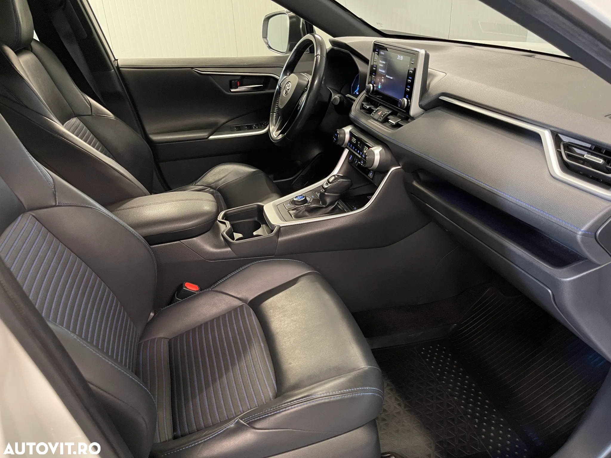 Toyota RAV4 2.5 Hybrid VVT-iE 4x4 Exclusive - 10