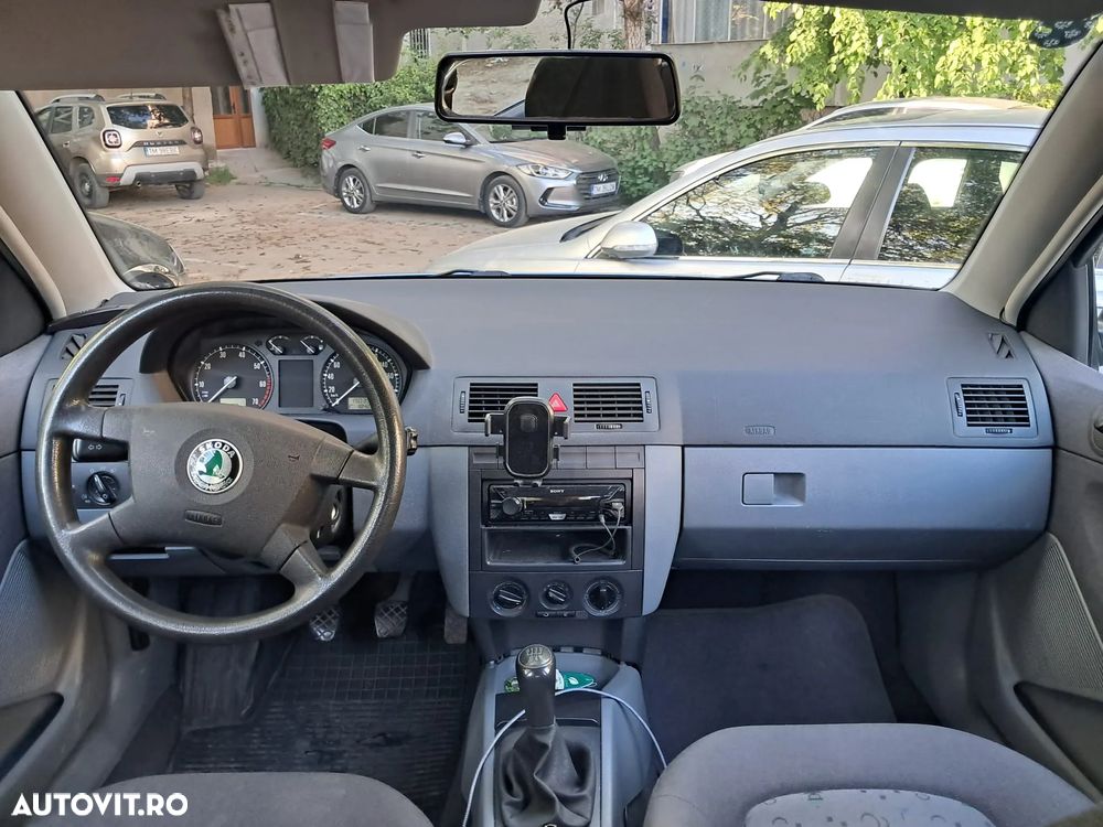 Skoda Fabia 1.2 HTP Comfort - 8