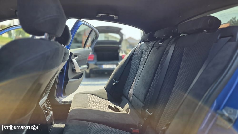 BMW 120 d xDrive Pack M - 16