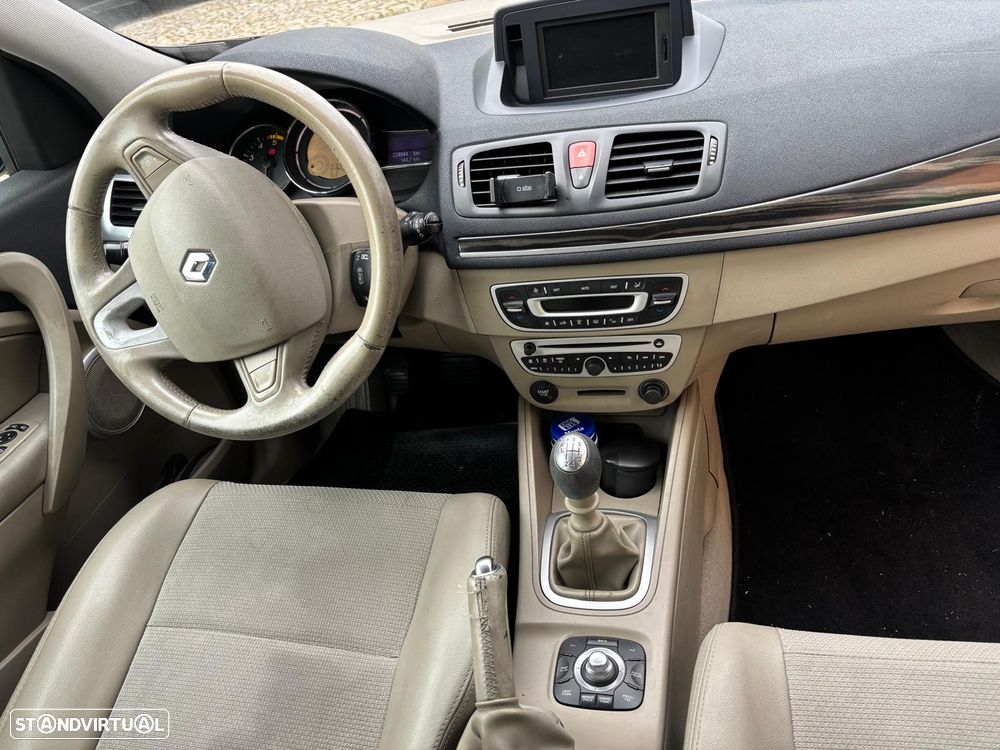 Renault Mégane Sport Tourer 1.5 dCi Dynamique - 9