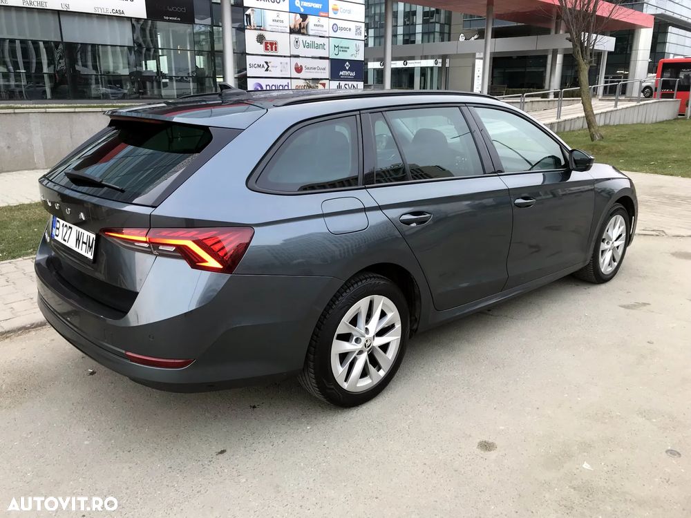 Skoda Octavia 2.0 TDI ELEGANCE DSG - 2