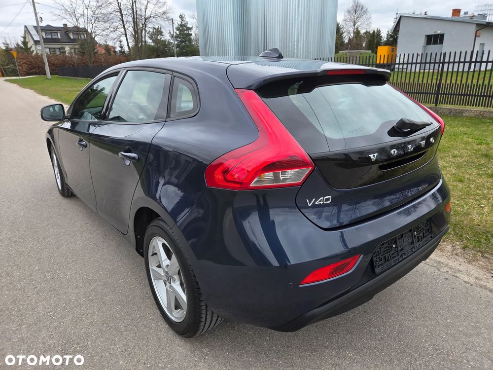 Volvo V40 D2 - 7