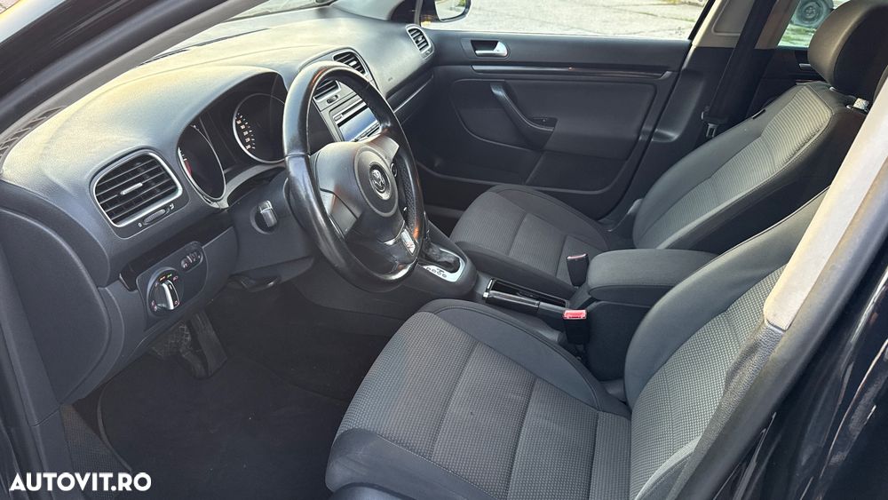 Volkswagen Golf 1.6 TDI DPF DSG BlueMotion Technology Highline - 18