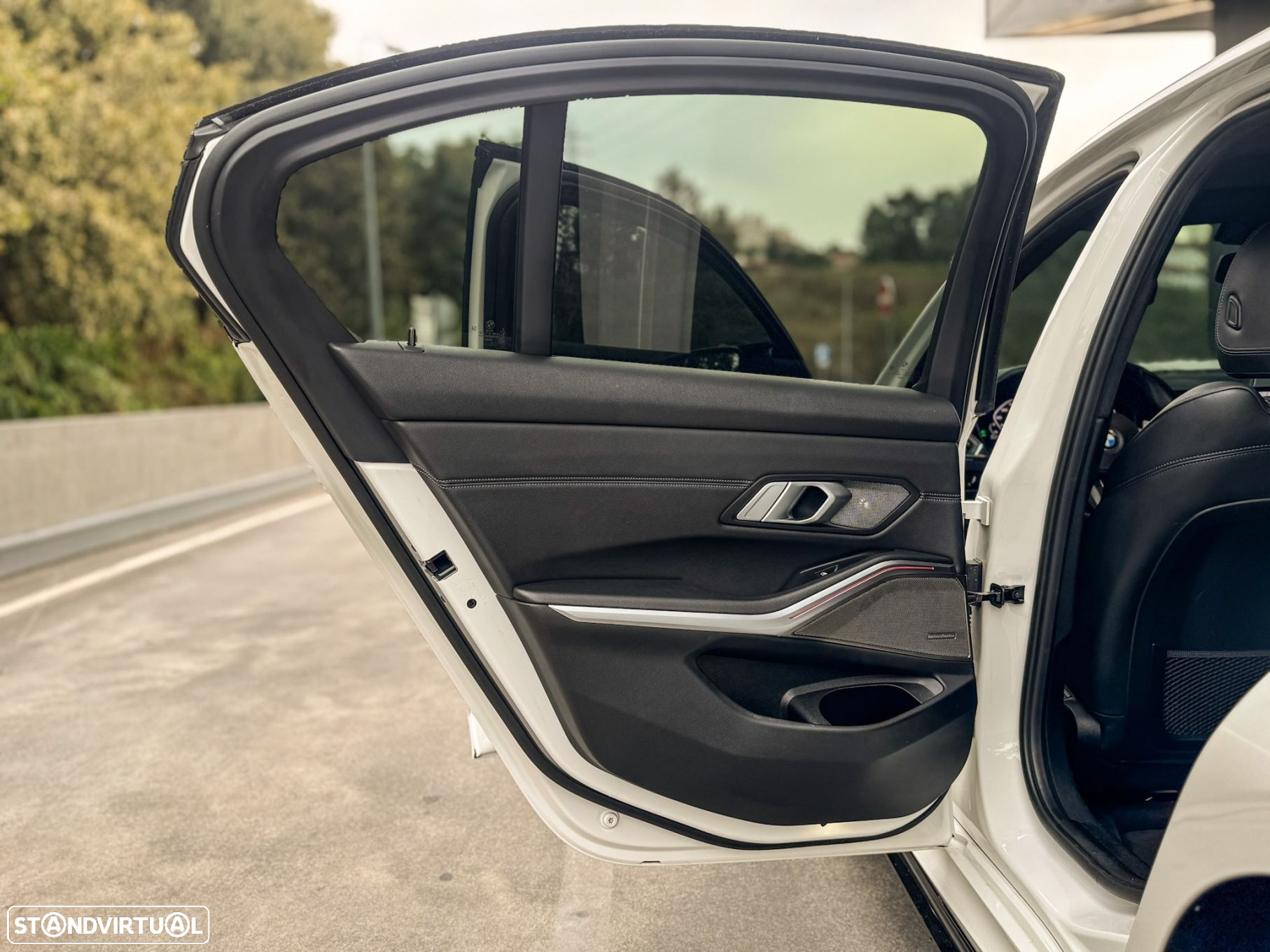 BMW M340 d xDrive Pack Desportivo M Pro Auto - 32