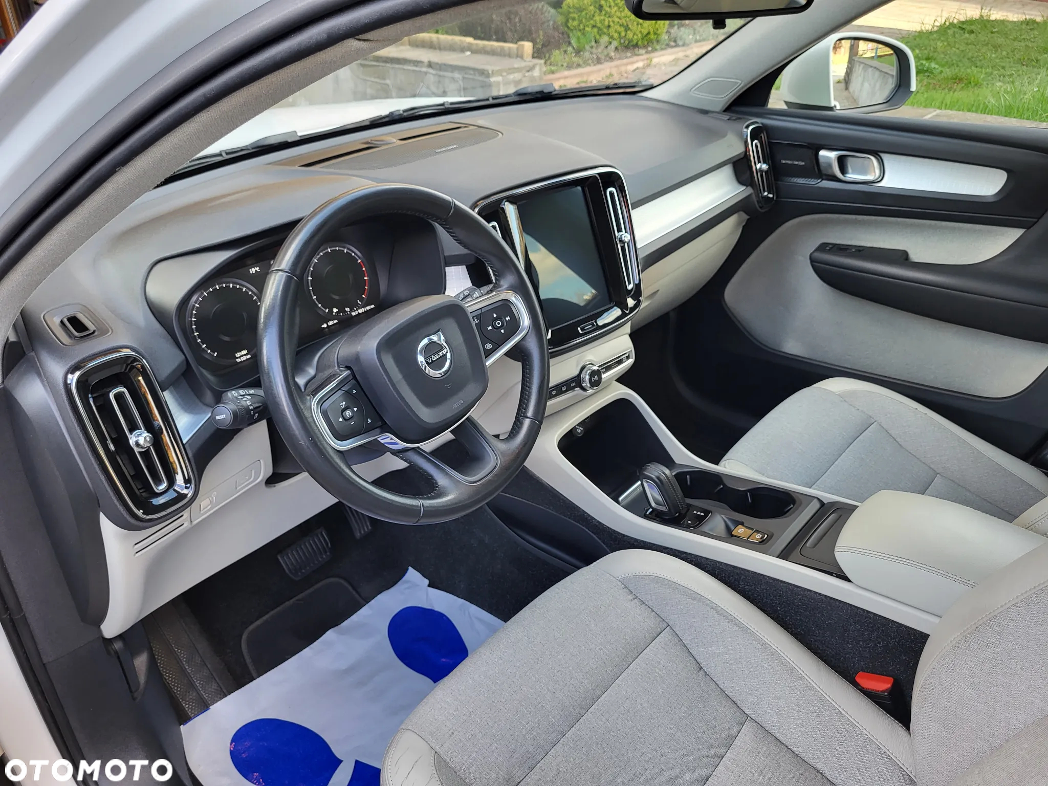 Volvo XC 40 - 11