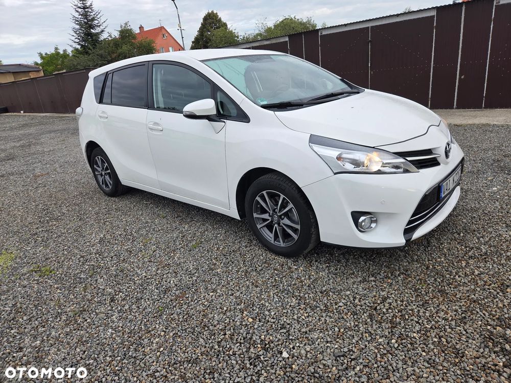 Toyota Verso 1.8 Multidrive Edition - 6