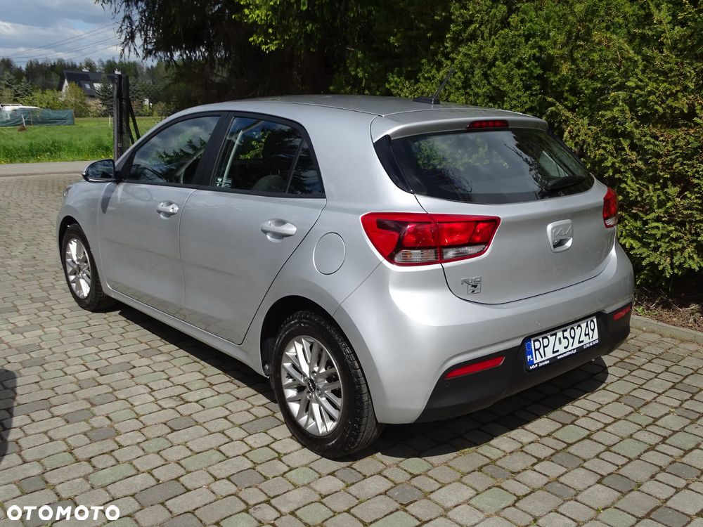 Kia Rio 1.0 T-GDI L - 8