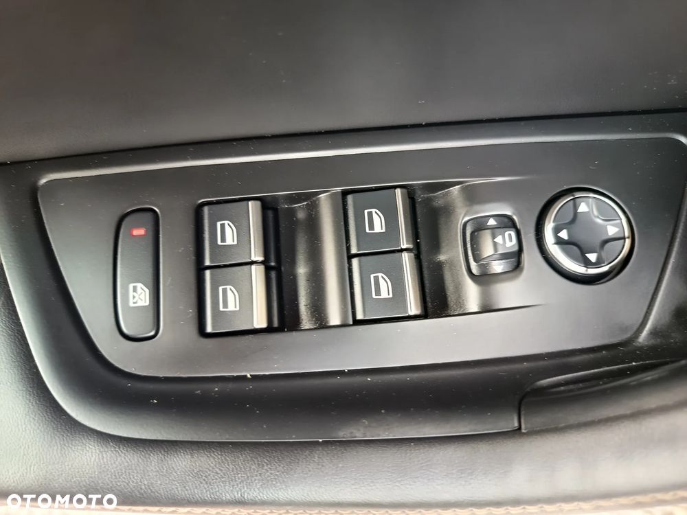Peugeot 508 BlueHDi 160 EAT8 Allure - 26