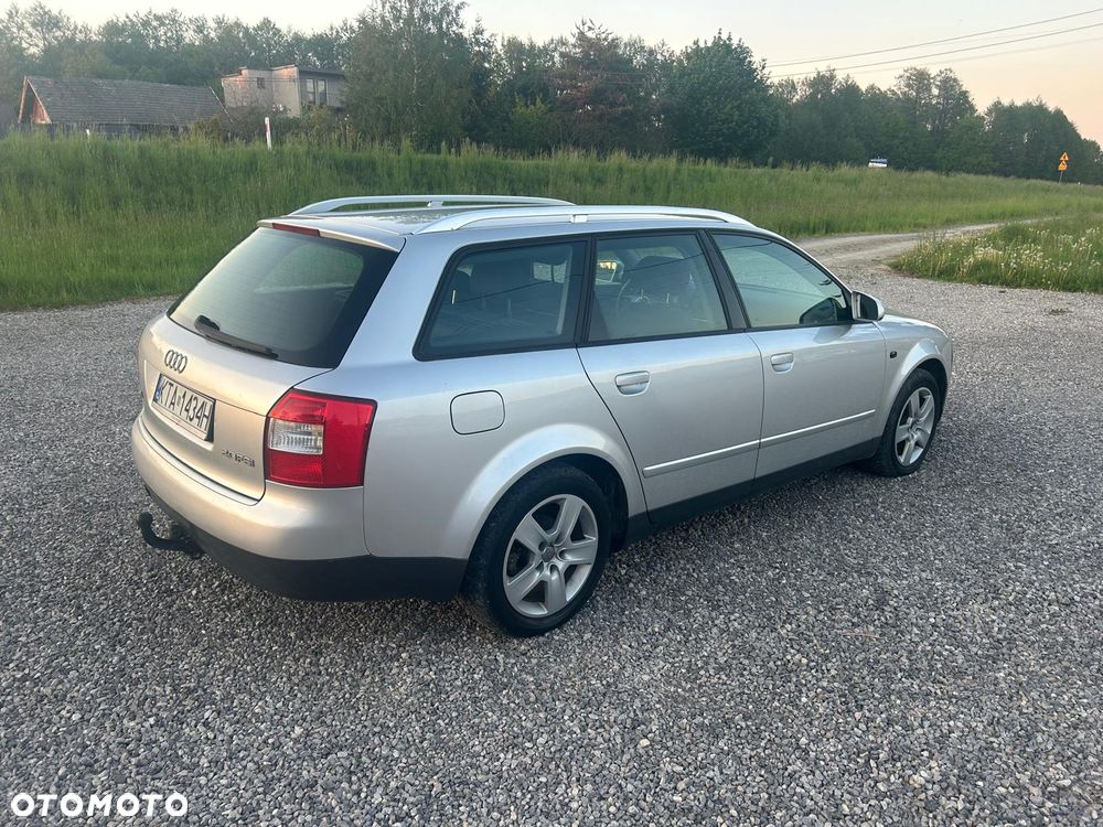 Audi A4 Avant - 4