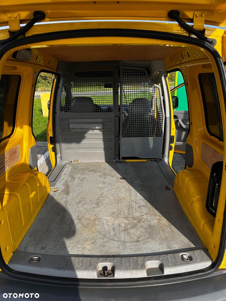 Volkswagen Caddy - 29