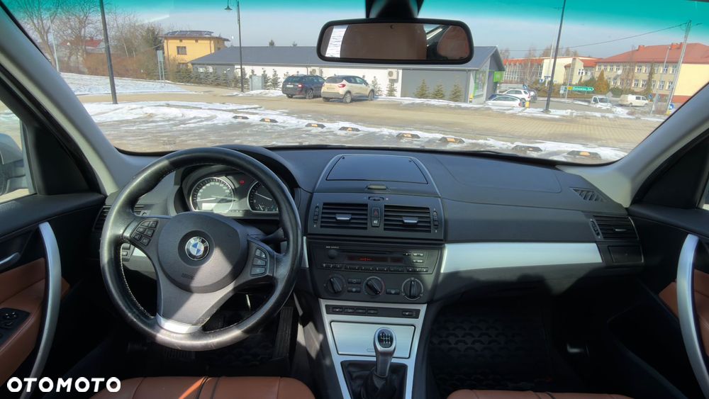 BMW X3 2.0d - 10