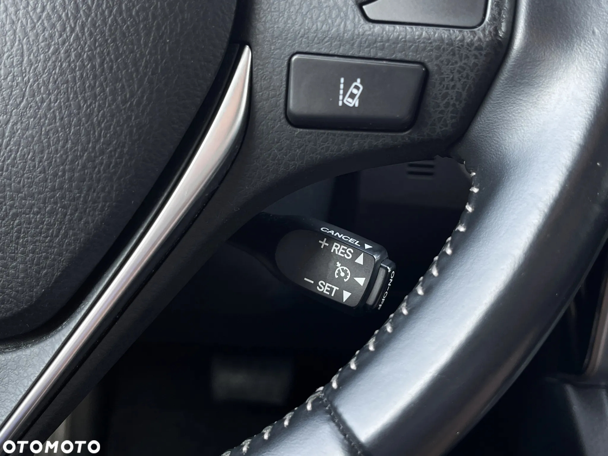 Toyota Auris 1.8 VVT-i Hybrid Automatik Style Selection - 31
