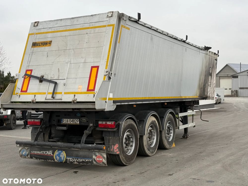 Wielton 42 m3 OSIE SAF USZKODZONY - 9