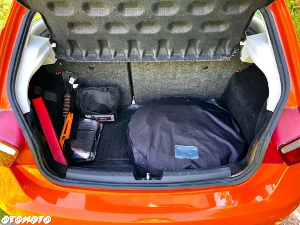 Seat Ibiza SC 1.6 16V Sport - 17