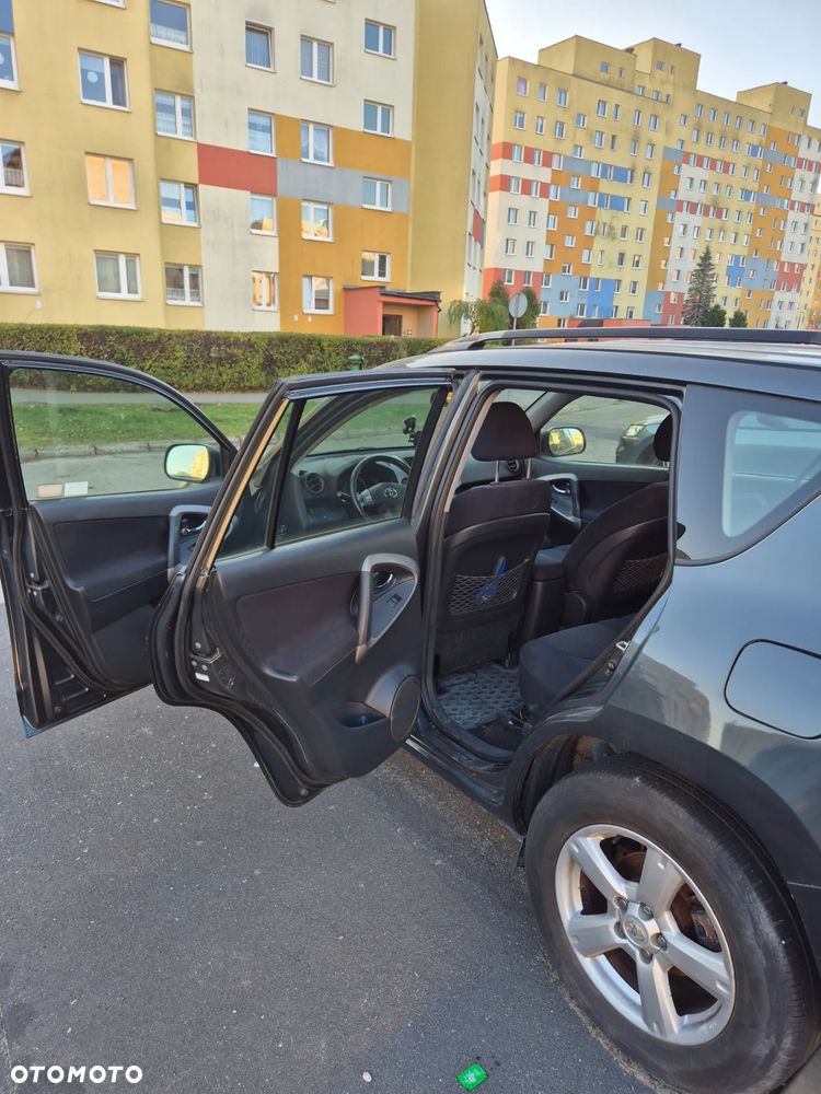 Toyota RAV4 2.0 VVT-i Sol - 16