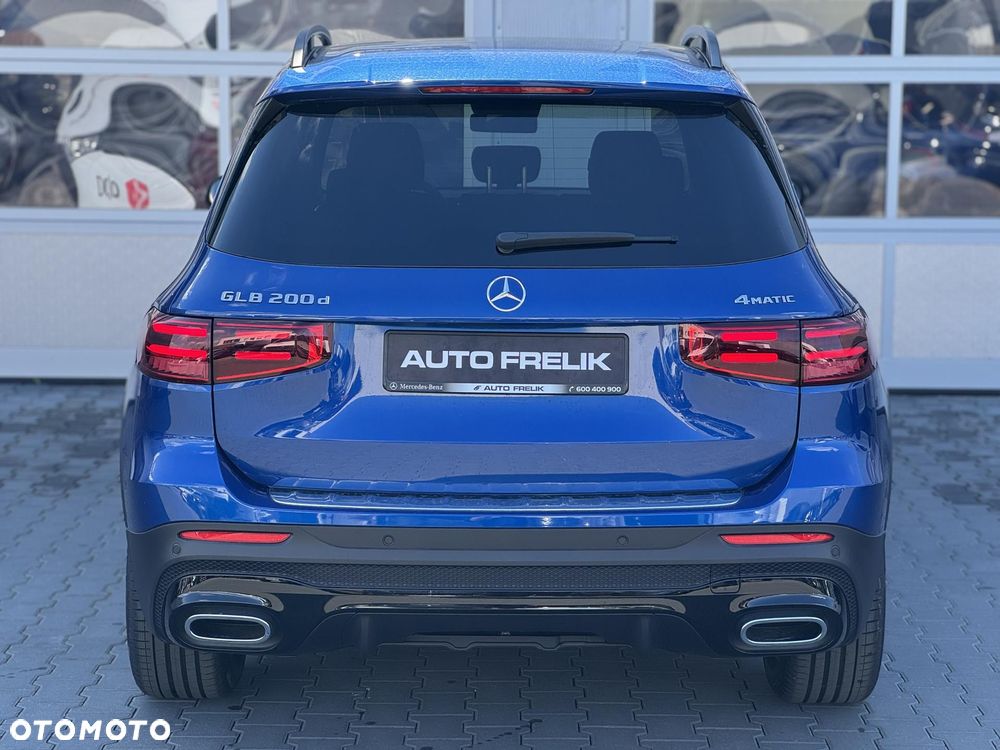 Mercedes-Benz GLB 200 d 4-Matic AMG Line 8G-DCT - 8