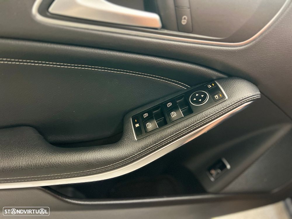 Mercedes-Benz CLA 220 d Shooting Brake Urban Aut. - 20