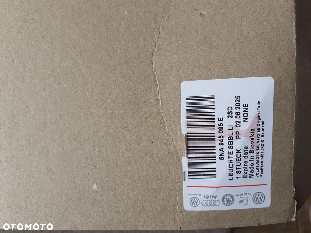 LAMPA LEWY TYŁ VW TIGUAN II 5NA945095E - 2