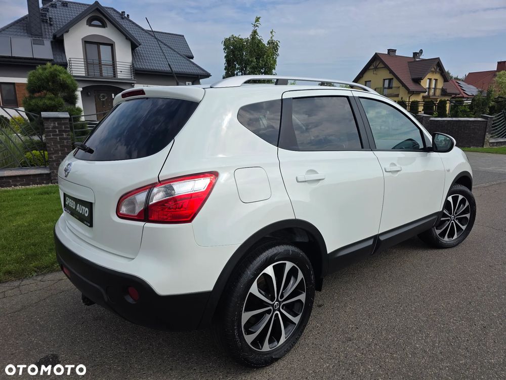 Nissan Qashqai 2.0 4x4 Tekna - 6