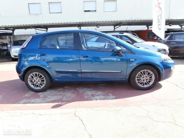 Fiat Punto 1.3 M-Jet Easy S&S - 4