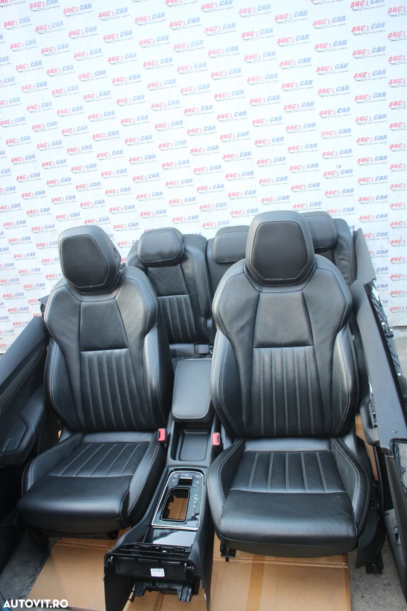 Interior din piele cu incalzire si memorie Skoda Karoq 2017-2021 - 1