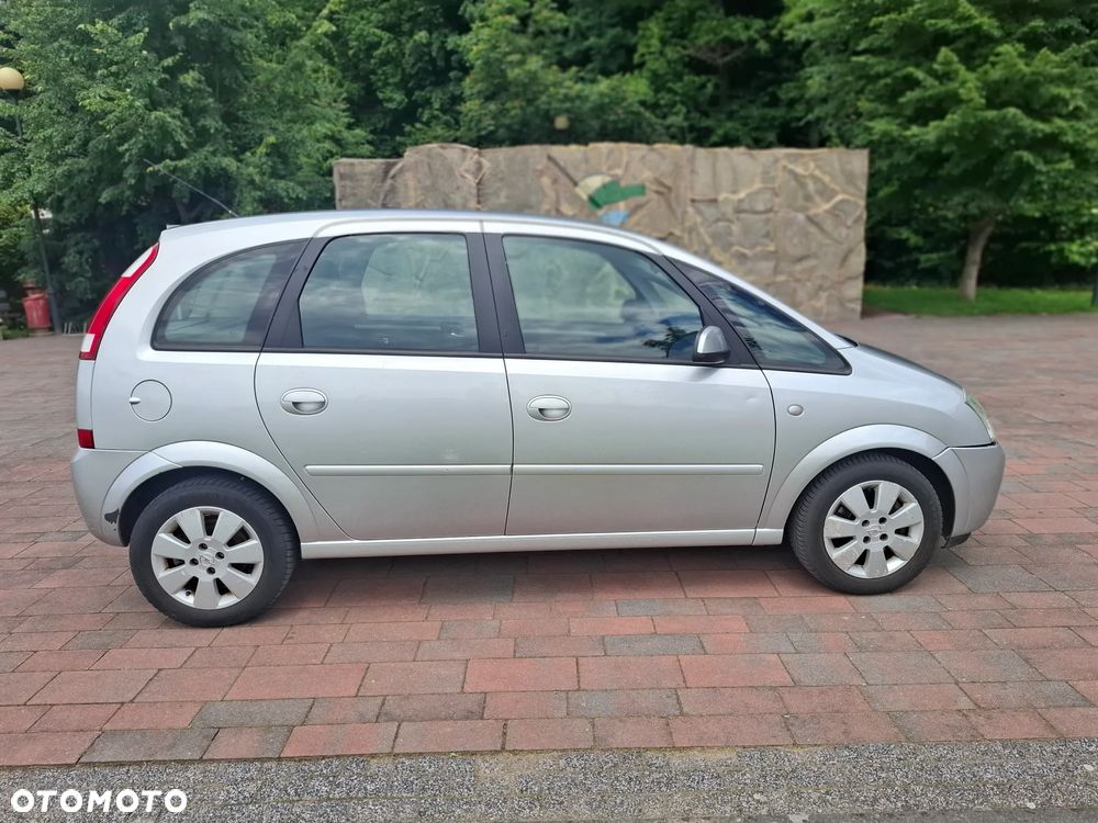 Opel Meriva 1.8 16V Cosmo Easytronic - 6