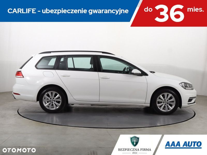 Volkswagen Golf Variant - 8