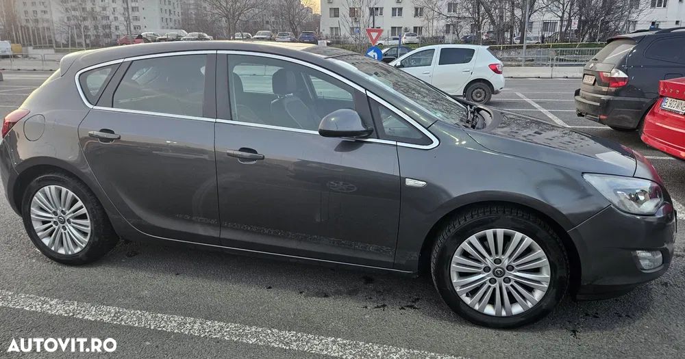 Opel Astra - 1