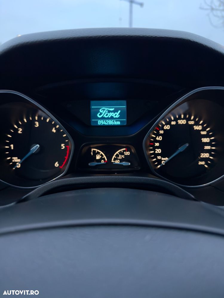 Ford Focus 1.5 TDCi Titanium - 4