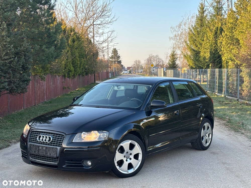 Audi A3 Sportback - 1