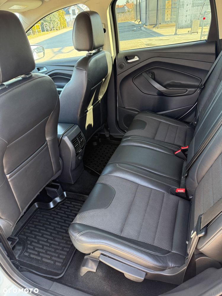 Ford Kuga 2.0 TDCi 4WD Titanium - 14