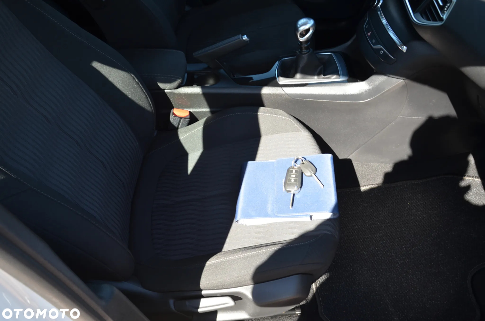 Peugeot 308 1.6 BlueHDi Active S&S - 16