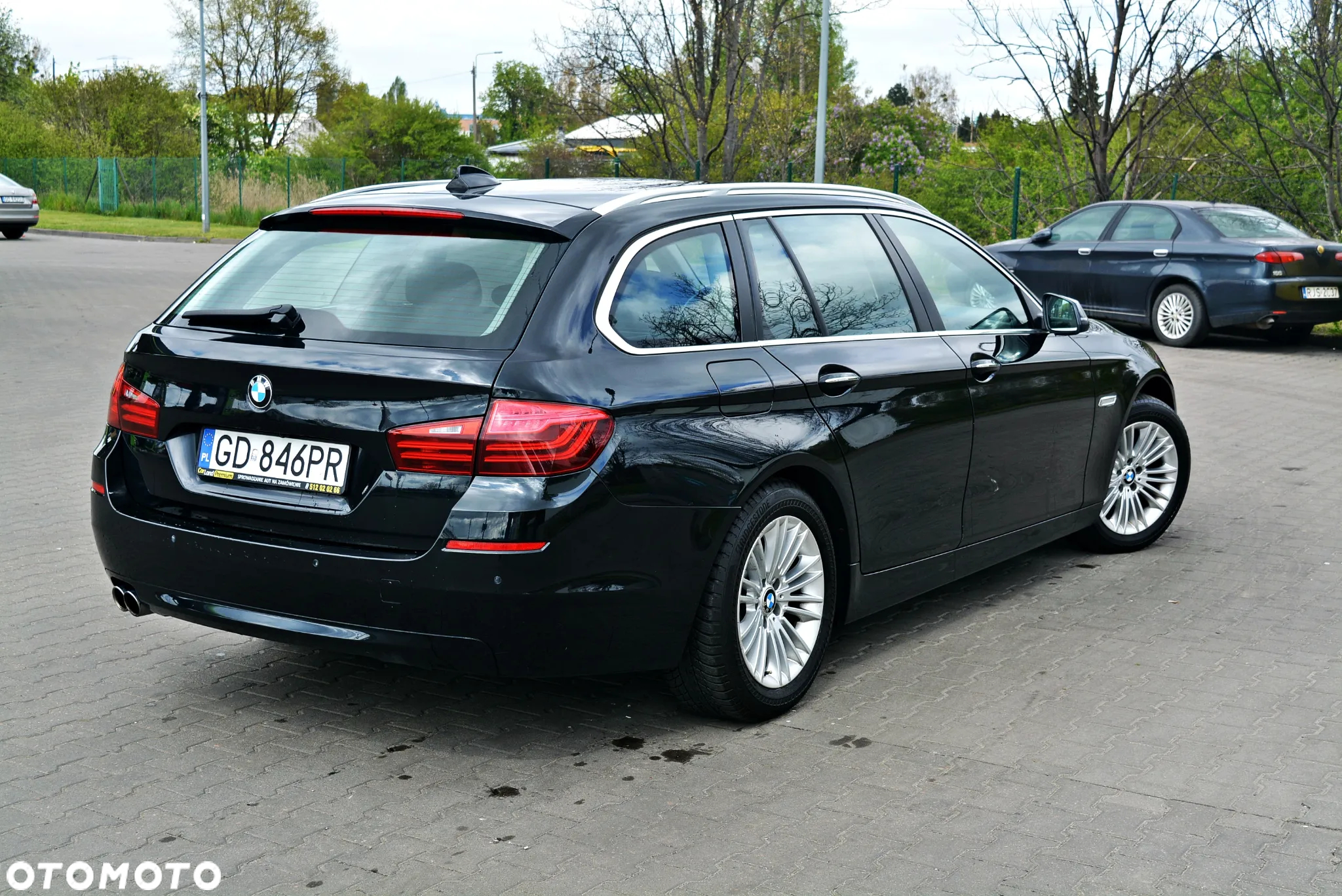 BMW Seria 5 525d xDrive Touring - 4