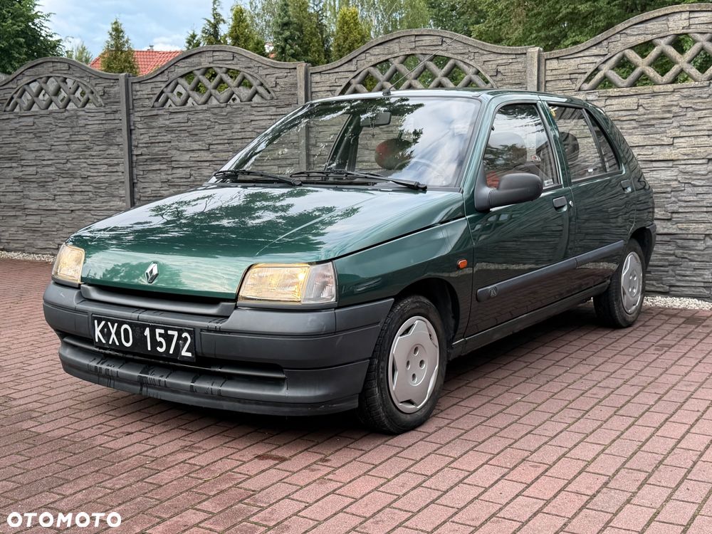Renault Clio - 1