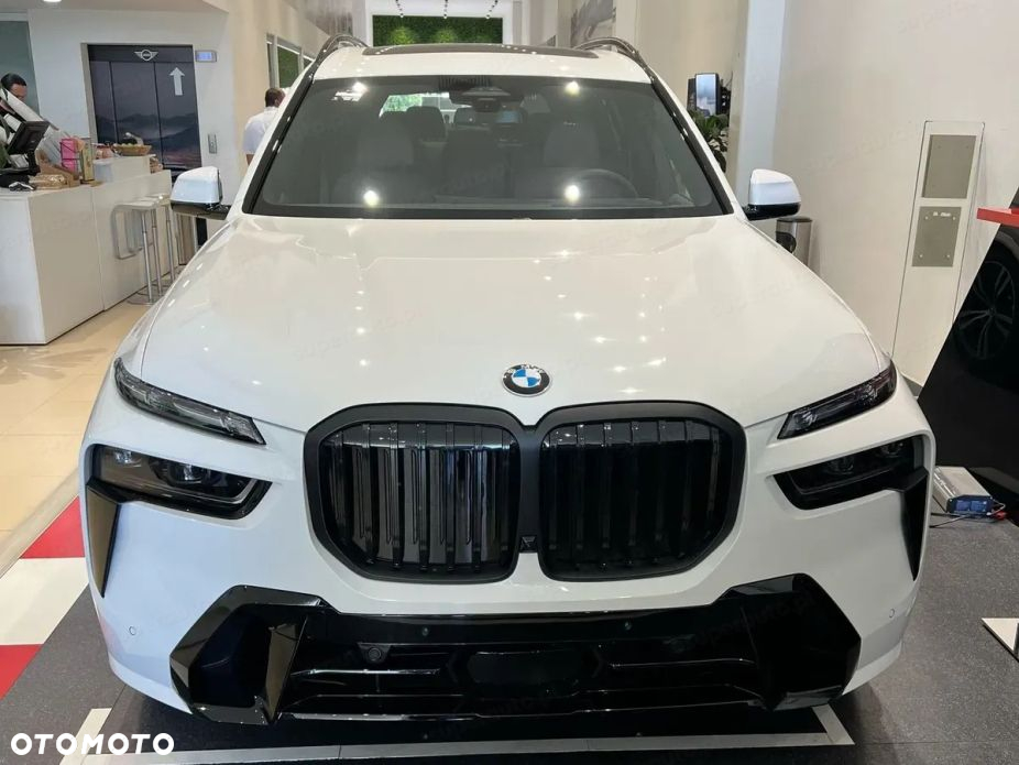 BMW X7 - 6