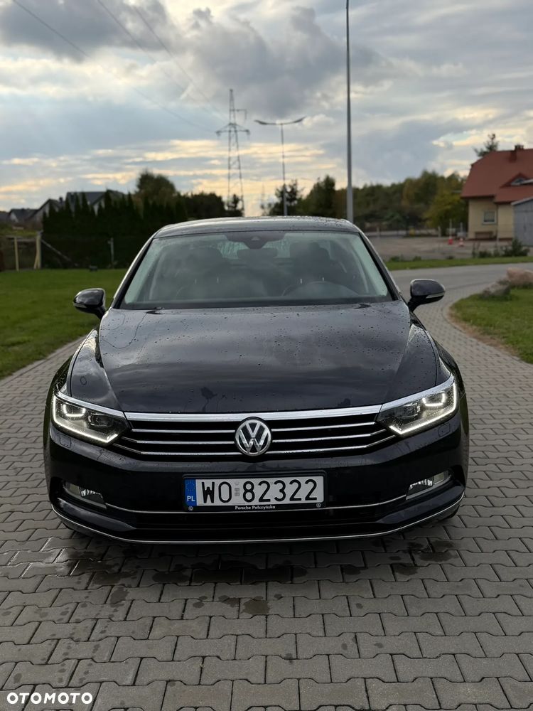 Volkswagen Passat - 2
