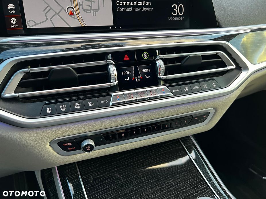 BMW X7 - 16
