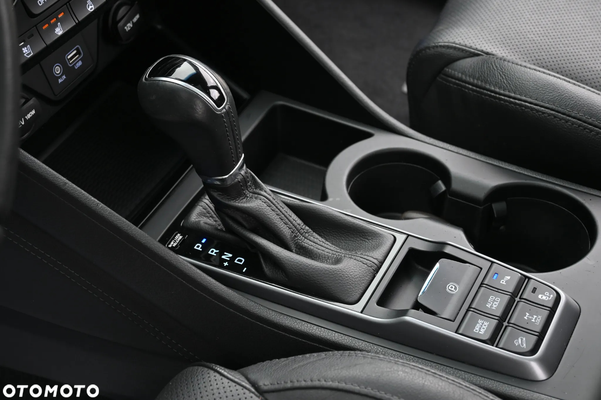 Hyundai Tucson 2.0 CRDi Premium 4WD - 28