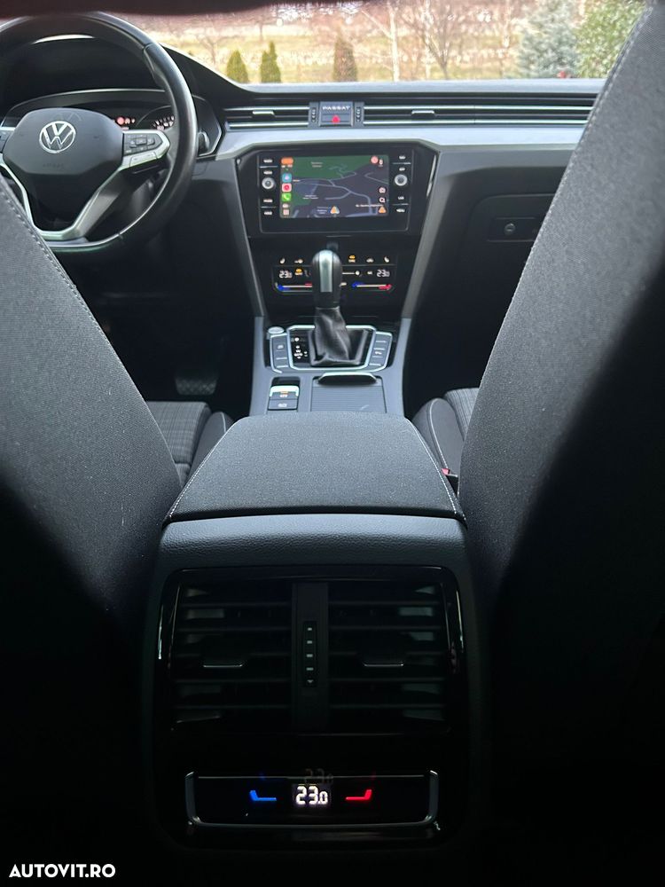 Volkswagen Passat Variant 2.0 TDI SCR DSG Comfortline - 10