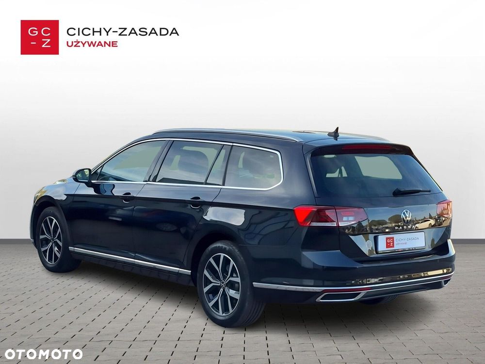 Volkswagen Passat 2.0 TDI Elegance DSG - 3