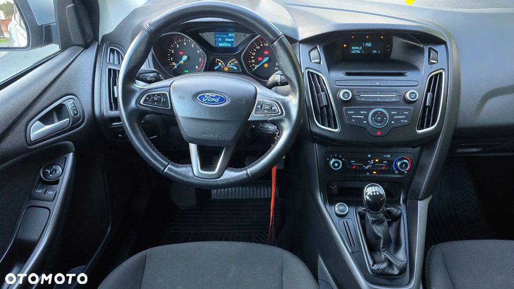 Ford Focus 1.6 Ti-VCT Sport - 5