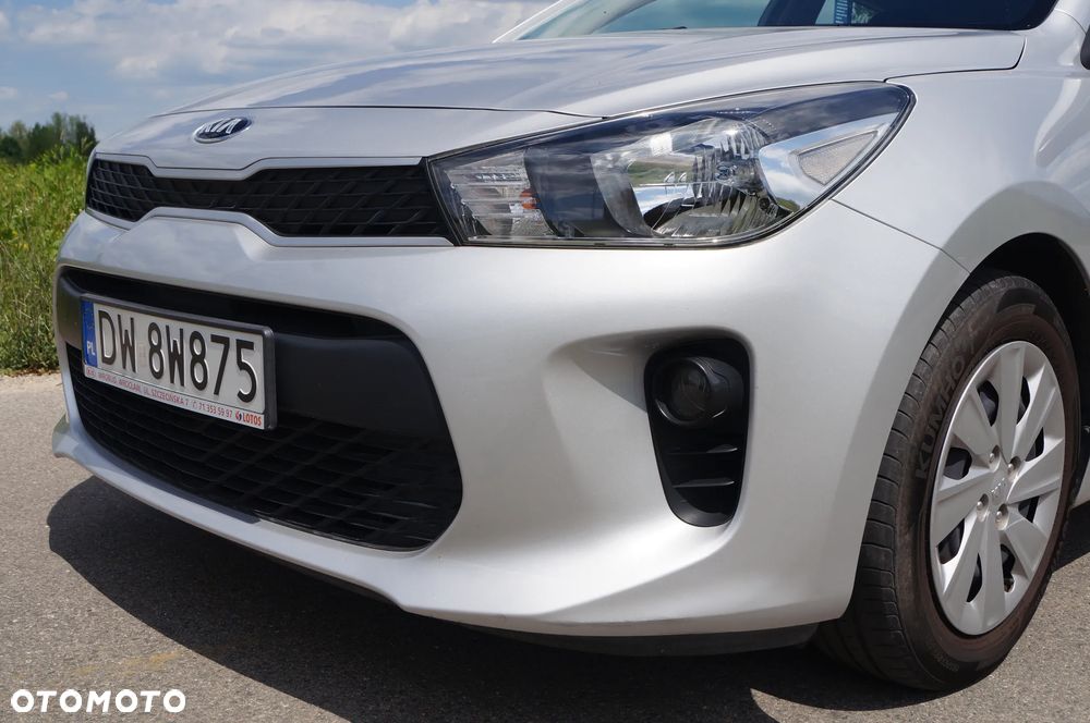 Kia Rio 1.2 L - 19