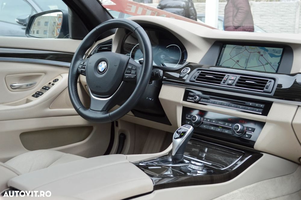 BMW Seria 5 520d Aut. Luxury Line - 4