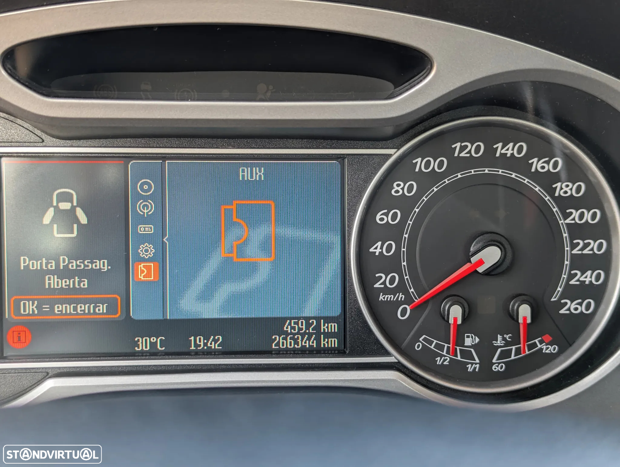 Ford Mondeo SW 1.8 TDCi Titanium - 12