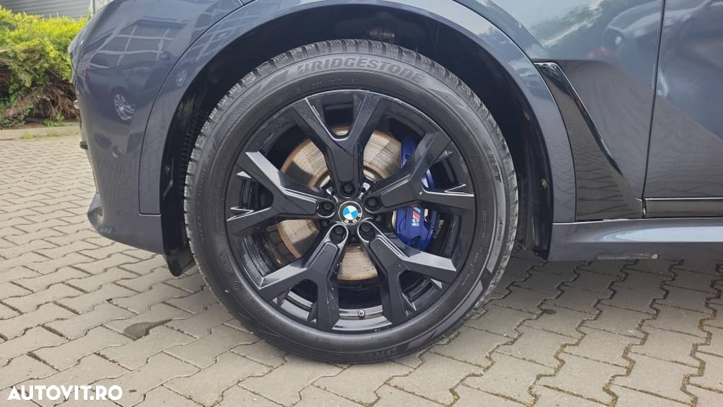 BMW X7 xDrive40i - 18