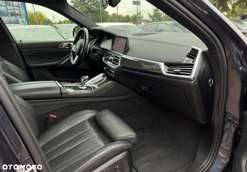 BMW X6 - 29
